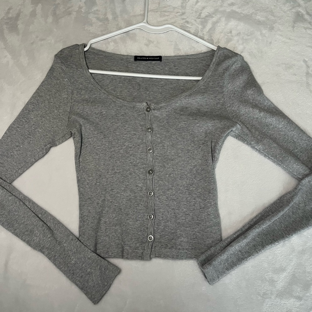 Women’s Brandy Melville Button up Top